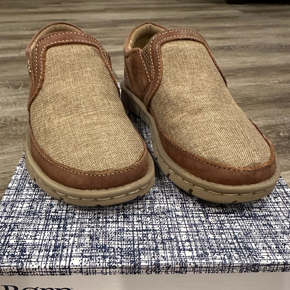 Born boys shoes